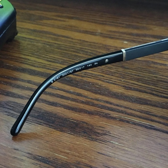 Men’s Burberry Sunglasses - Picture 7 of 9